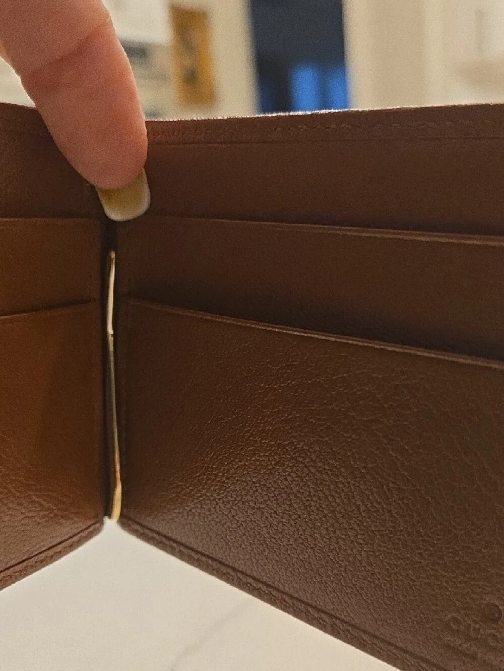 Gucci Brown Leather Men's Card Holder with Gold 'G' Emblem